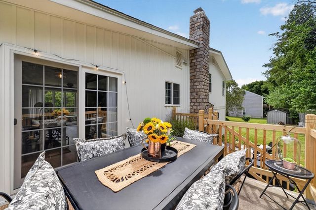 125 Alpha St, Dartmouth, MA 02747