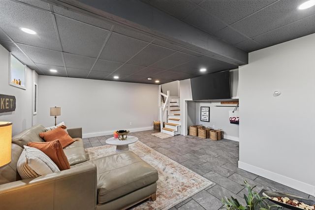 125 Alpha St, Dartmouth, MA 02747