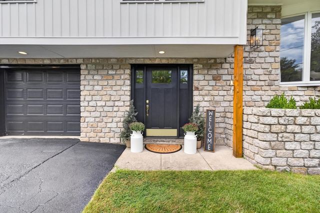 125 Alpha St, Dartmouth, MA 02747
