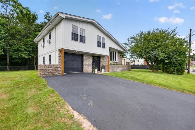 125 Alpha St, Dartmouth, MA 02747