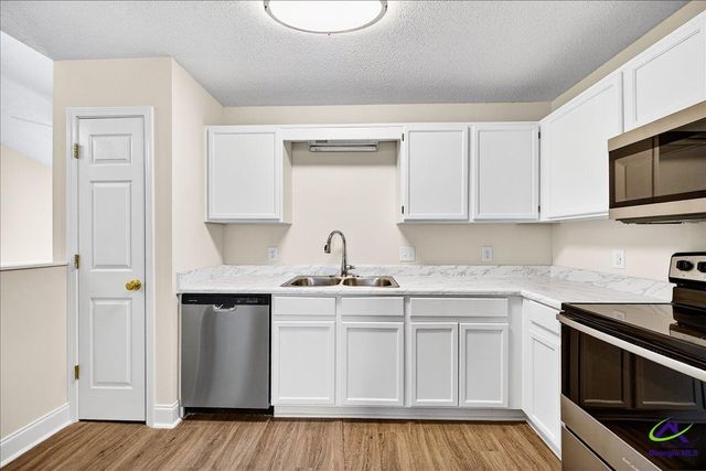 957 Laurel Oak Court, Macon, GA 31204