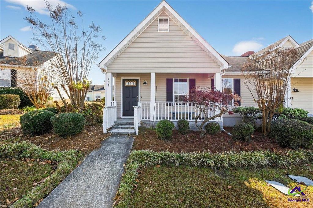 957 Laurel Oak Court, Macon, GA 31204