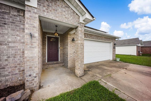 57 Ten Point Lane, Ward, AR 72176