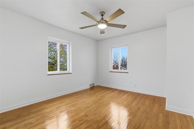 116 Warren Dr, New Kensington, PA 15068