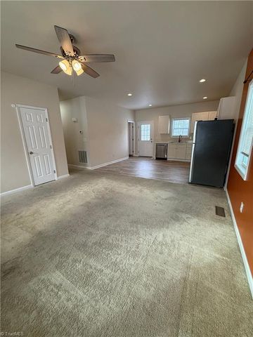 2251 Flag Street, Winston-salem, NC 27101