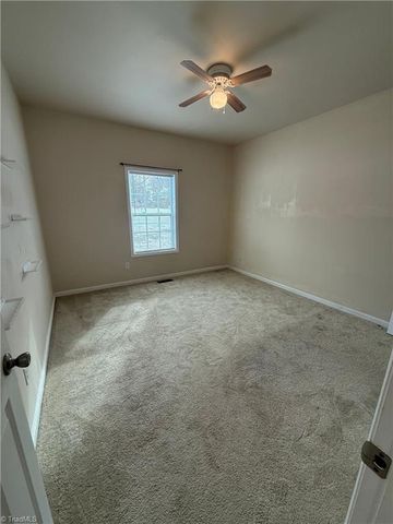 2251 Flag Street, Winston-salem, NC 27101