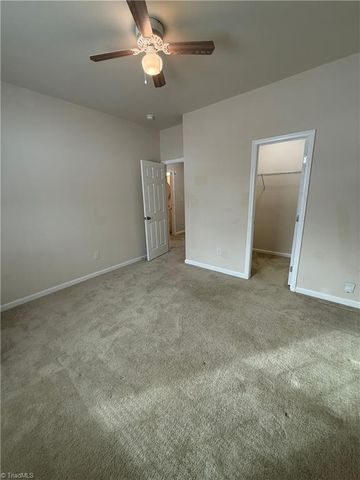 2251 Flag Street, Winston-salem, NC 27101