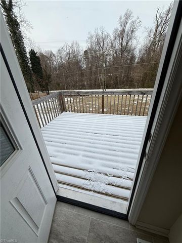 2251 Flag Street, Winston-salem, NC 27101