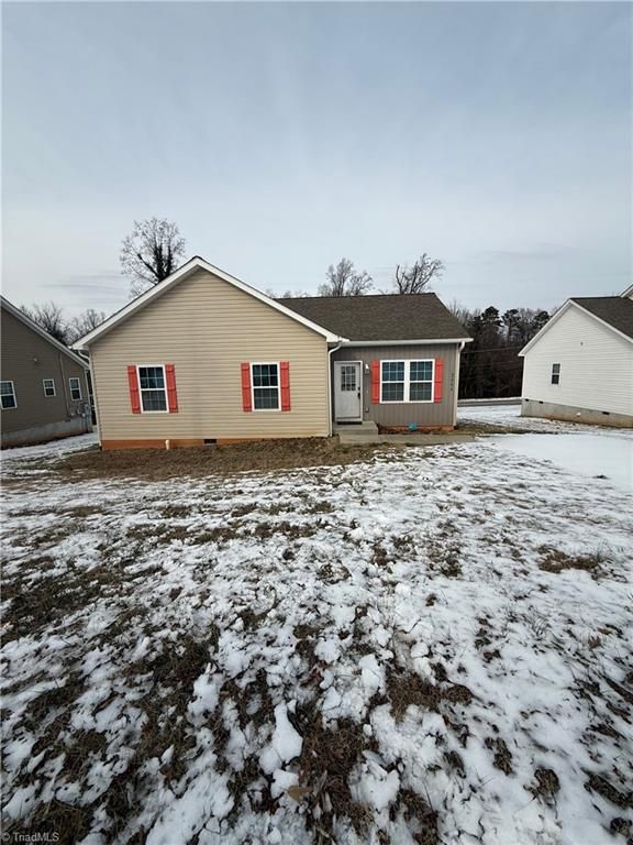 2251 Flag Street, Winston-salem, NC 27101