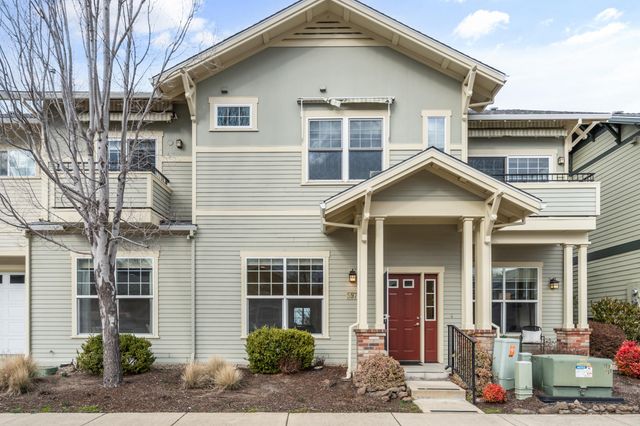 597 Mariposa Court, Ashland, OR 97520