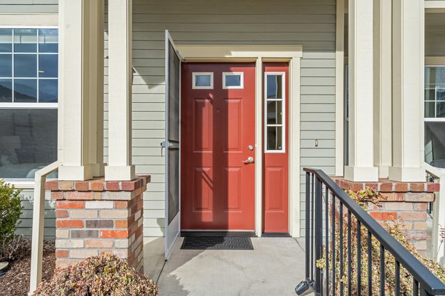 597 Mariposa Court, Ashland, OR 97520