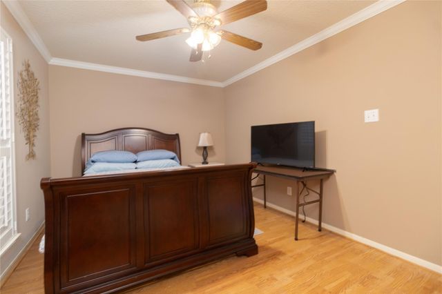 18219 Noble Forest Drive, Humble, TX 77346