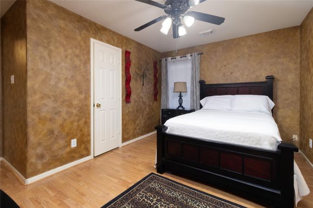 18219 Noble Forest Drive, Humble, TX 77346