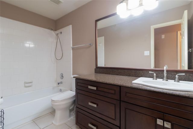 18219 Noble Forest Drive, Humble, TX 77346