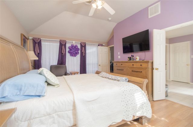 18219 Noble Forest Drive, Humble, TX 77346