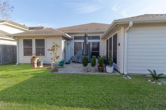 18219 Noble Forest Drive, Humble, TX 77346