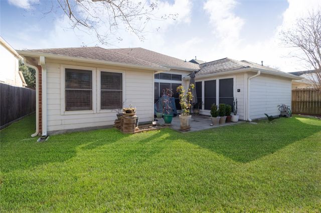 18219 Noble Forest Drive, Humble, TX 77346