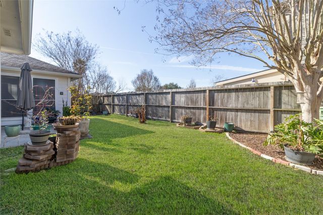 18219 Noble Forest Drive, Humble, TX 77346