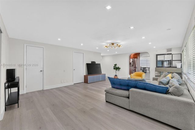 1532 Fletcher St, Hollywood, FL 33020