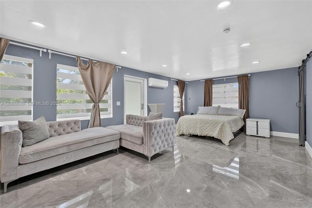 1532 Fletcher St, Hollywood, FL 33020