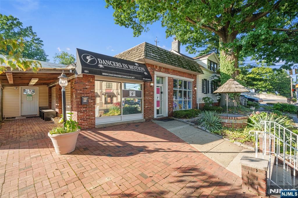 691 Franklin Avenue, Nutley, NJ 07110