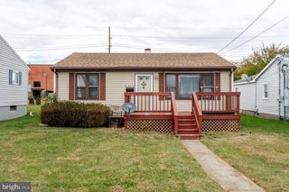 68 WILLOW ST, Luray, VA 22835