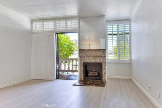 10470 Riverside 102, Toluca Lake, CA 91602