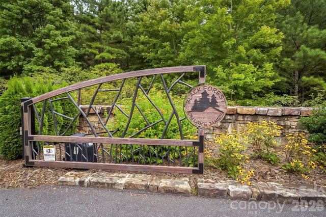 130 Settlement Ridge Drive 48, Marion, NC 28752