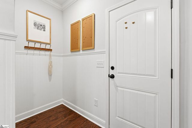 32 Peckham Street, Greenville, SC 29607