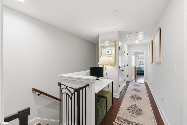 32 Peckham Street, Greenville, SC 29607