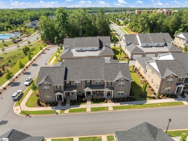 32 Peckham Street, Greenville, SC 29607