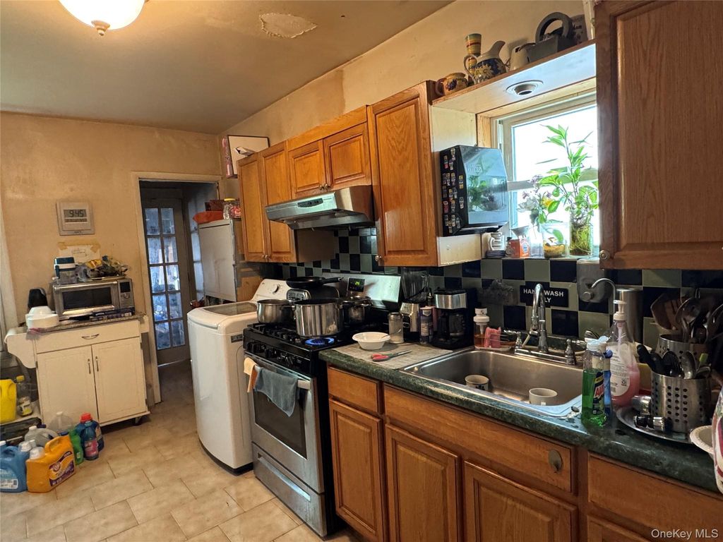 10620 109th Avenue, Ozone Park, NY 11417 — photo 4