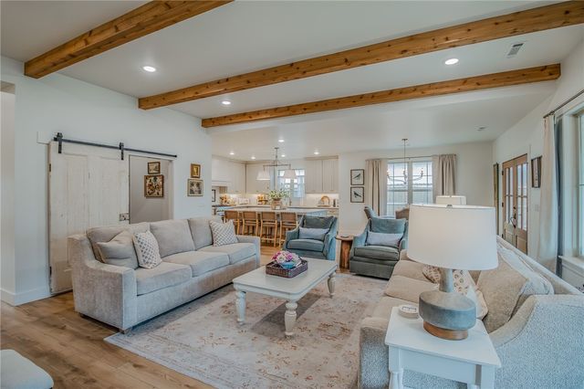 1416 Cittadella Avenue, Tontitown, AR 72762