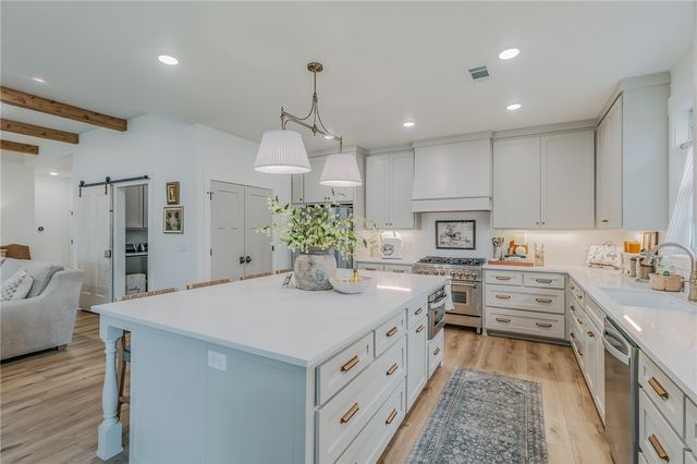 1416 Cittadella Avenue, Tontitown, AR 72762