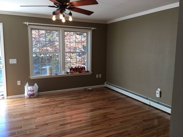 37 Glen Ave 28, Chelmsford, MA 01824