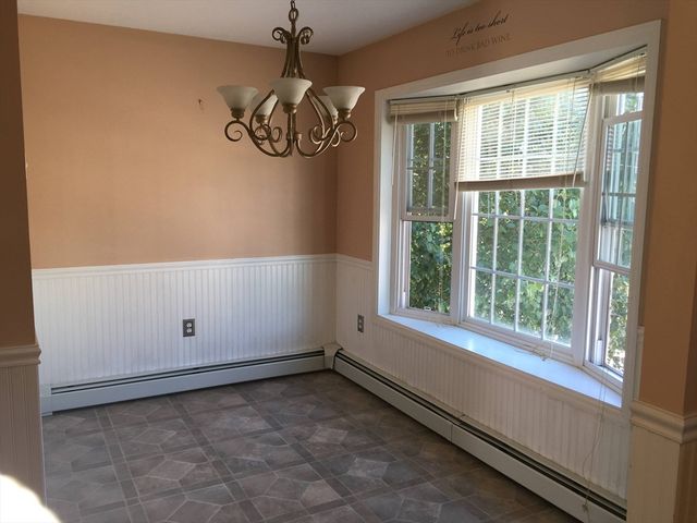 37 Glen Ave 28, Chelmsford, MA 01824
