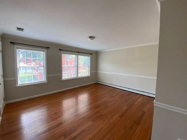 37 Glen Ave 28, Chelmsford, MA 01824