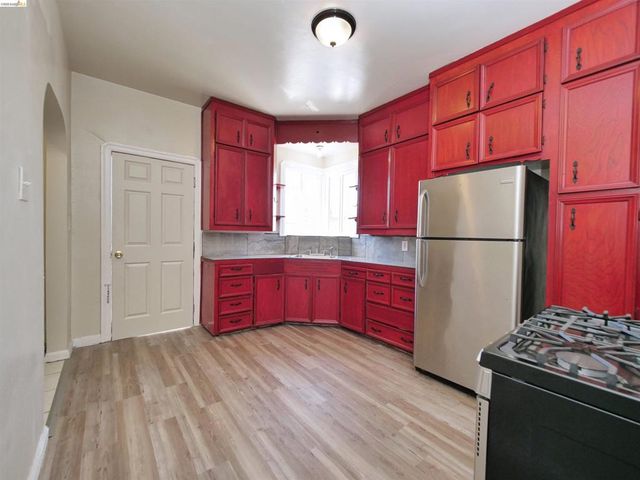 1475 70Th Ave, Oakland, CA 94621