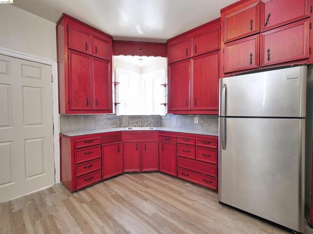 1475 70Th Ave, Oakland, CA 94621