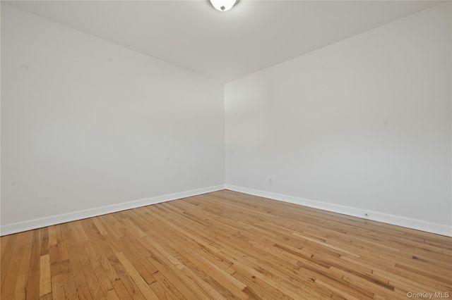 260-55 Union Turnpike B, Glen Oaks, NY 11004