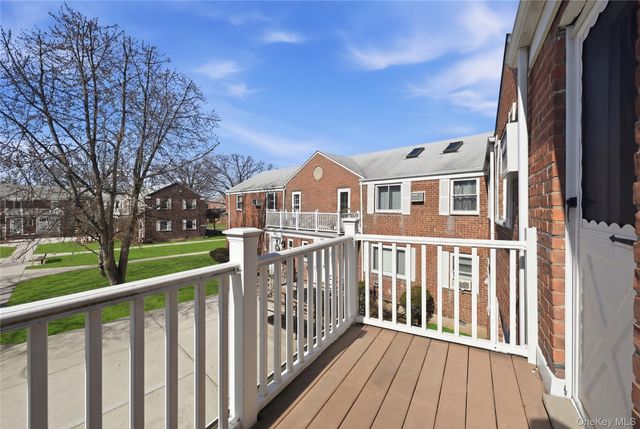 260-55 Union Turnpike B, Glen Oaks, NY 11004