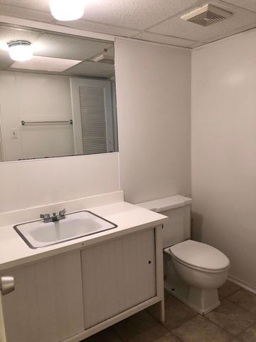 1008 S College Road Apt 212, Lafayette, LA 70503