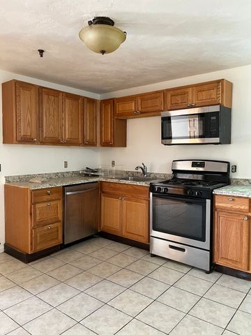 61 Saint James Street 6, Boston, MA 02119