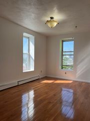 61 Saint James Street 6, Boston, MA 02119