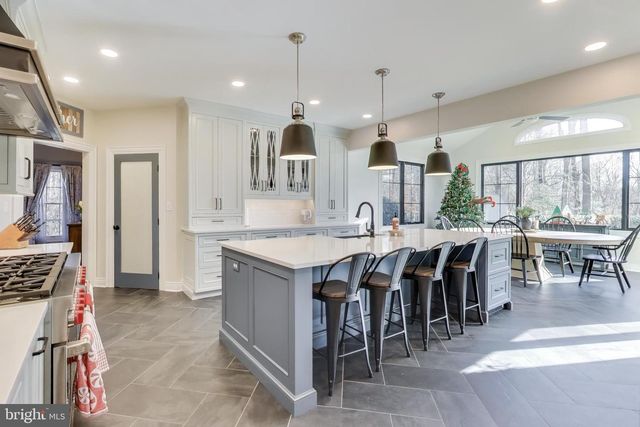 918 SAINT MICHAEL DR, Gambrills, MD 21054