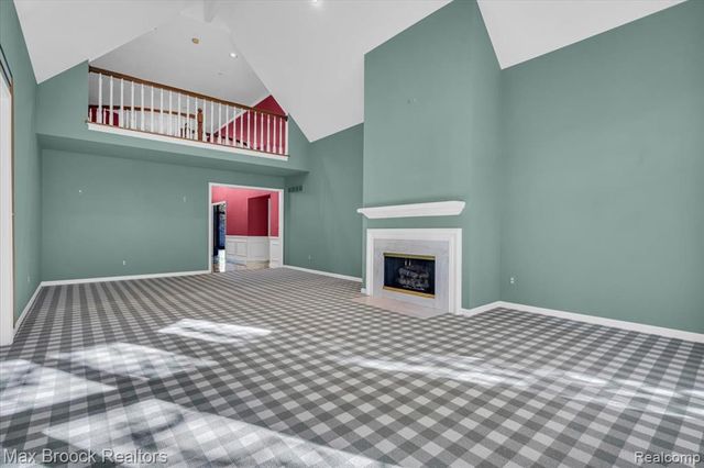 5554 Pine Brooke Court, Bloomfield Hills, MI 48304