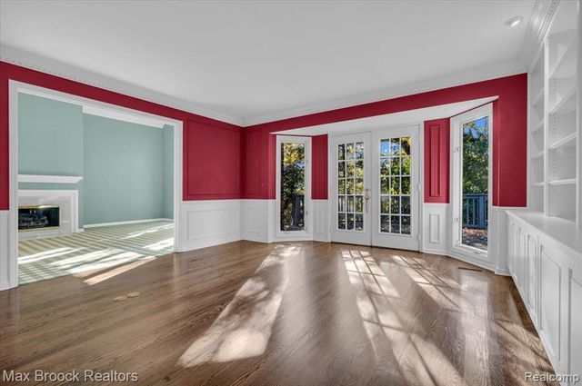 5554 Pine Brooke Court, Bloomfield Hills, MI 48304