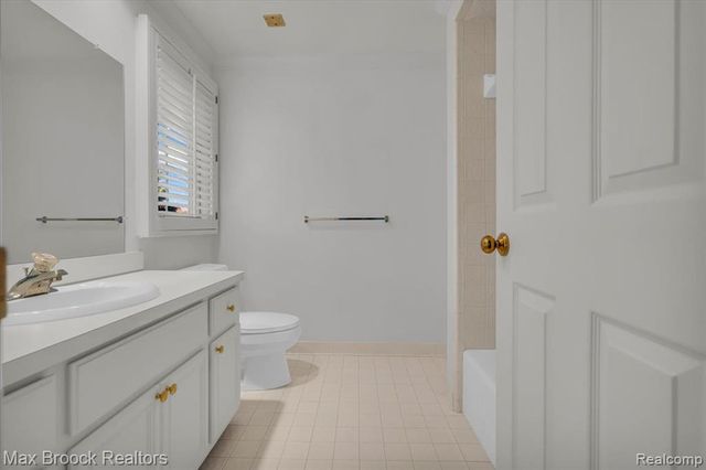 5554 Pine Brooke Court, Bloomfield Hills, MI 48304