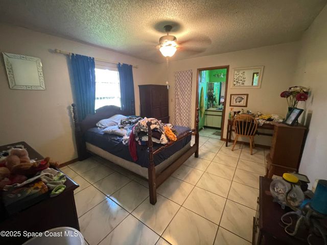 450 Topeka Road SW, Palm Bay, FL 32908