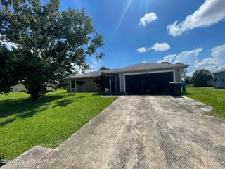 450 Topeka Road SW, Palm Bay, FL 32908